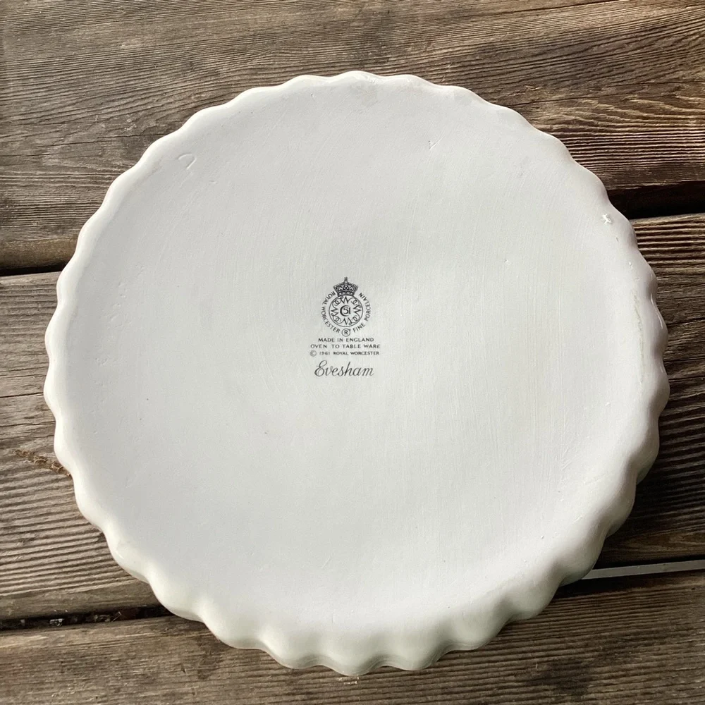 Royal Worcester Vintage Evesham Gold Flan Dish